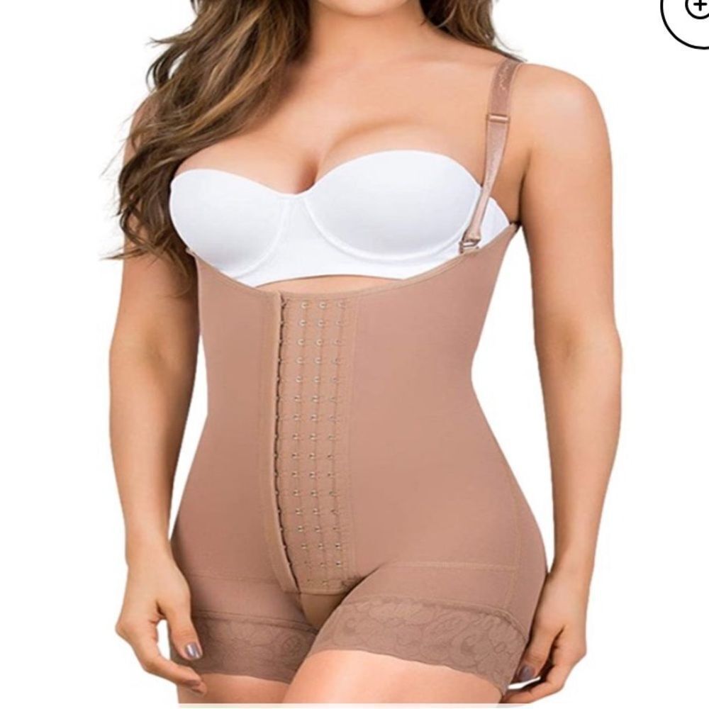 JOSHINE Butt Lifter Girdle w/ snaps & hooks Rosy Brown M NWT in‎ pkg